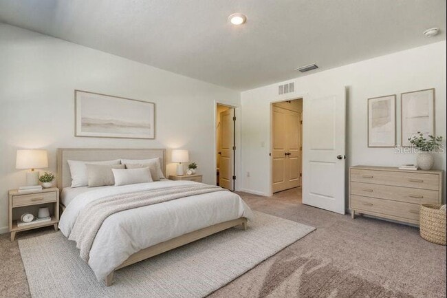 Building Photo - 11925 Sylvia St