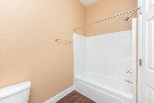 Building Photo - 7071 Lake Joanne Dr