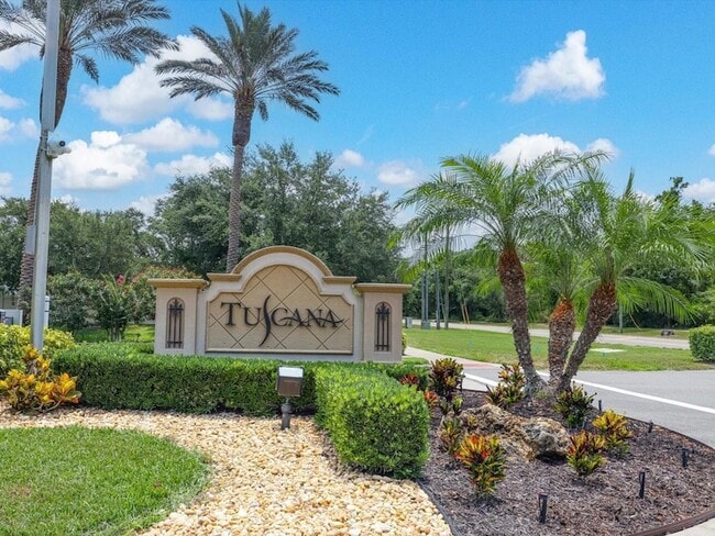 Building Photo - 4688 Tuscana Dr
