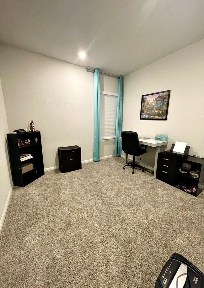 Building Photo - 5005 Drovers Path