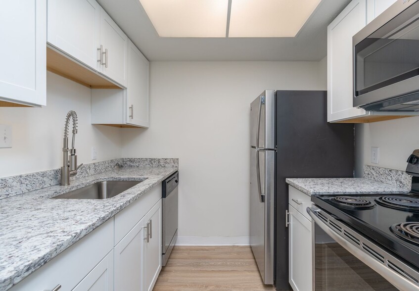 Interior Photo - Bexley House