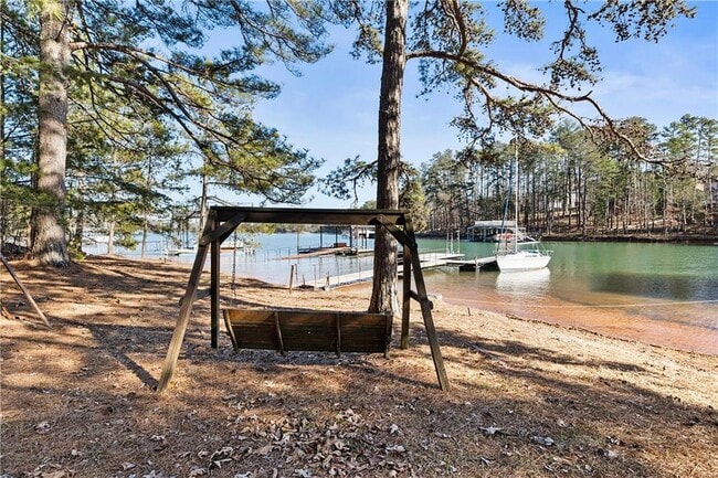 Building Photo - 4035 Lacey Dr