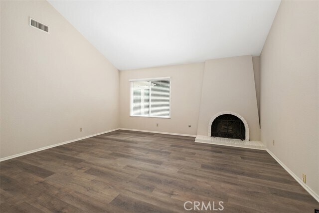 Building Photo - 4068 Jeffrey Dr