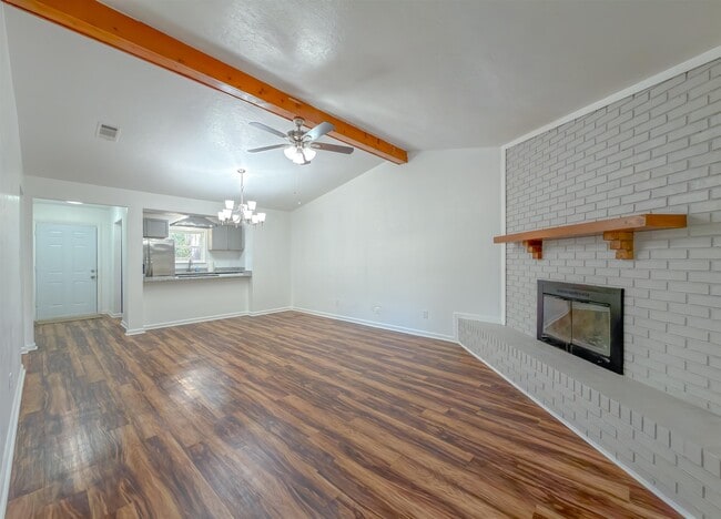 Building Photo - 3022 Homewood Pl