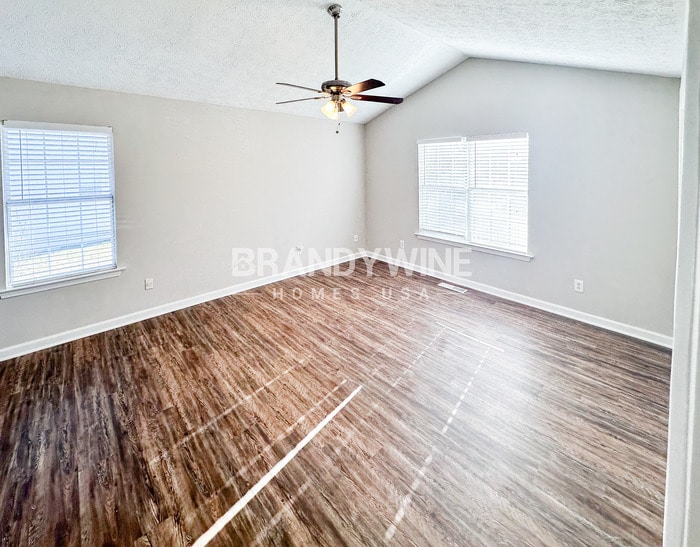 Building Photo - 152 Edward Dr