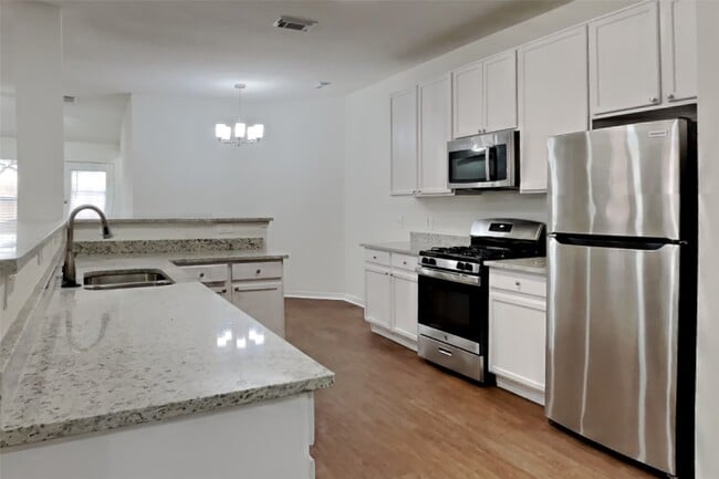 Building Photo - 10414 Falling River Dr