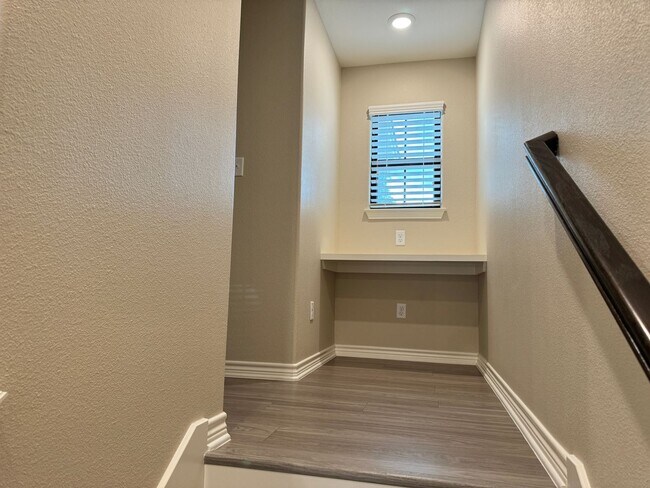 Building Photo - 14568 CR 2191