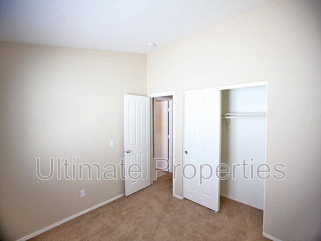 Building Photo - 14805 N B St