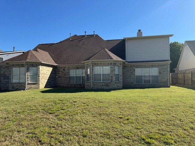 Building Photo - 5417 Eagle Bead Cove