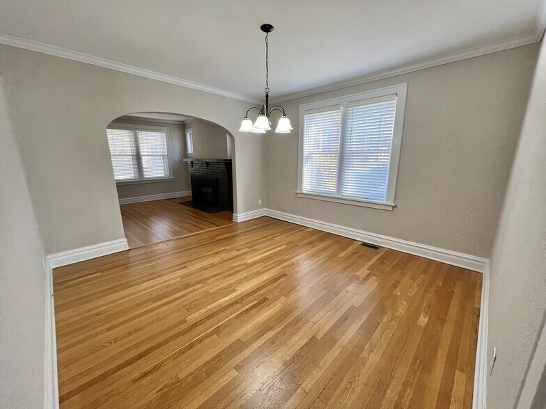 Building Photo - 7728 Delmar Blvd