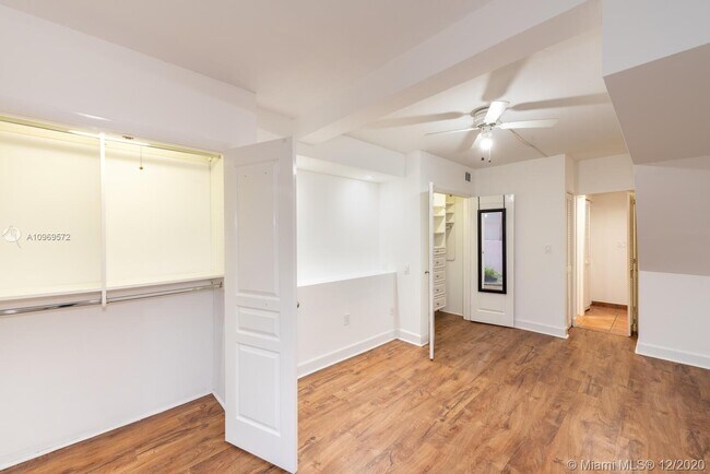 Building Photo - 2801 Florida Ave