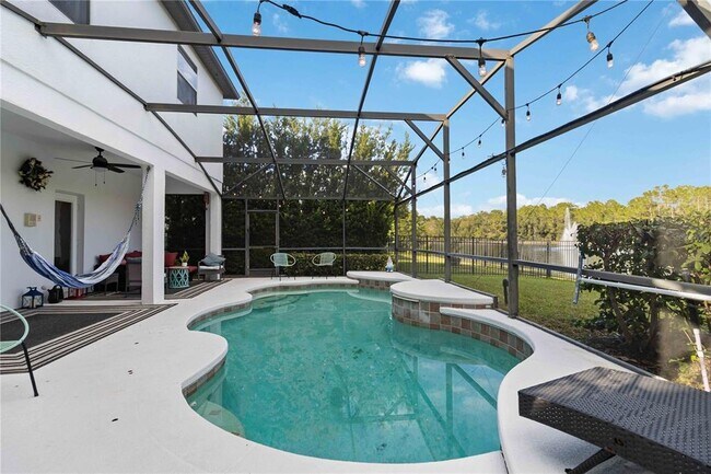 Building Photo - 9797 Portofino Dr