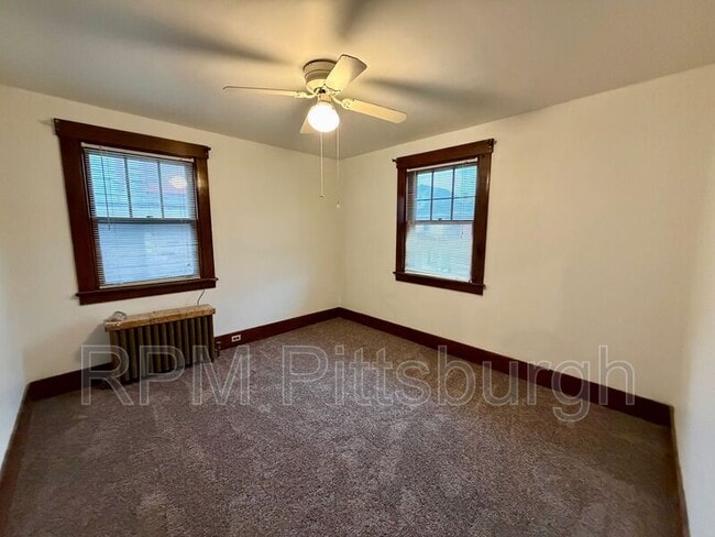 Building Photo - 1011 2nd St