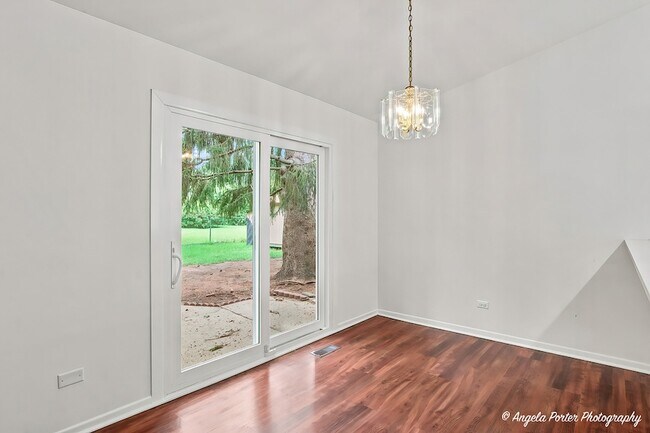 Building Photo - 3287 Medford Ct