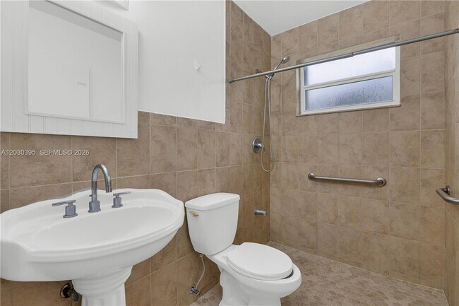 Building Photo - 9441 SW 27th Dr