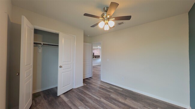Building Photo - 12311 Skyview Rise Ct