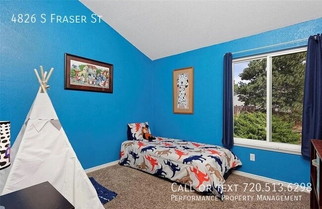 Building Photo - 4826 S Fraser St