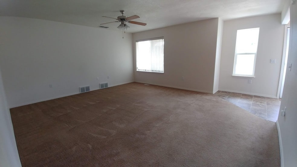 Building Photo - 1050 Lost Trail Dr