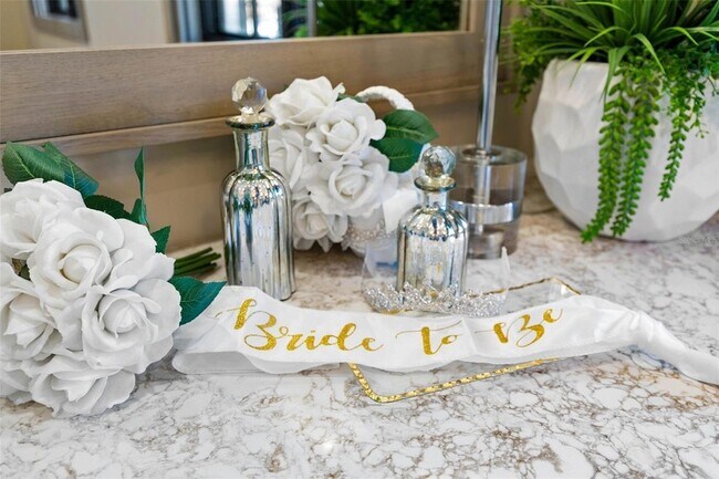 Building Photo - 4 Jasmine Run