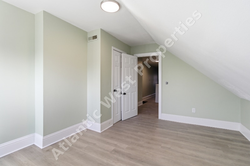 Building Photo - 1512 Blair Ave