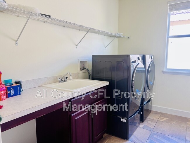 Building Photo - 11834 Aurelio Ln