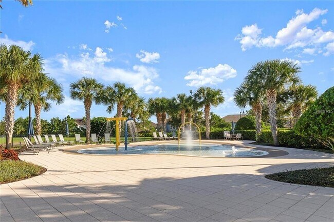 Building Photo - 5518 Thomas Square Dr