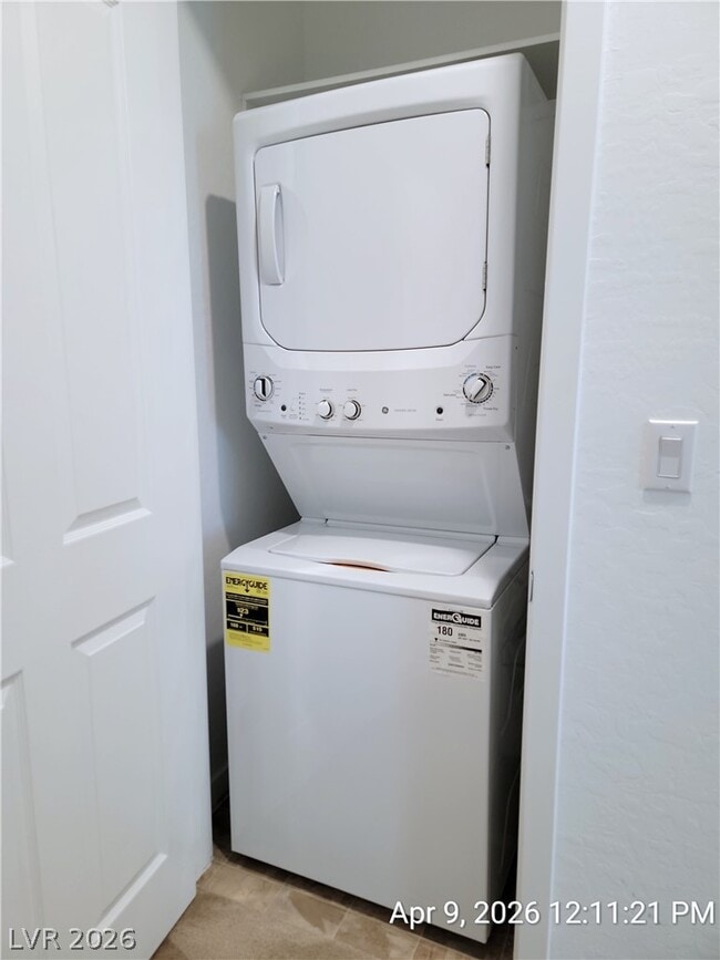 Building Photo - 965 Nevada State Dr