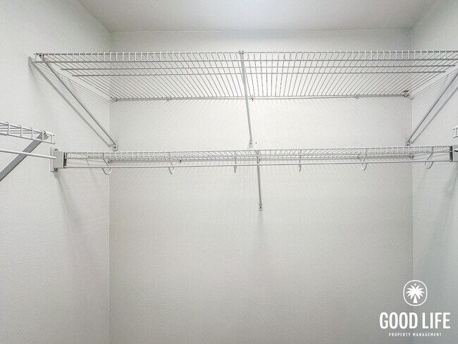 Building Photo - Luminous 3BD/2BA Corner Unit in Little Italy with City Views, W/D & Private Balcony