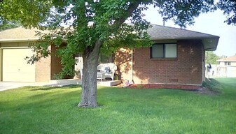 Building Photo - 804 Horizon Ave