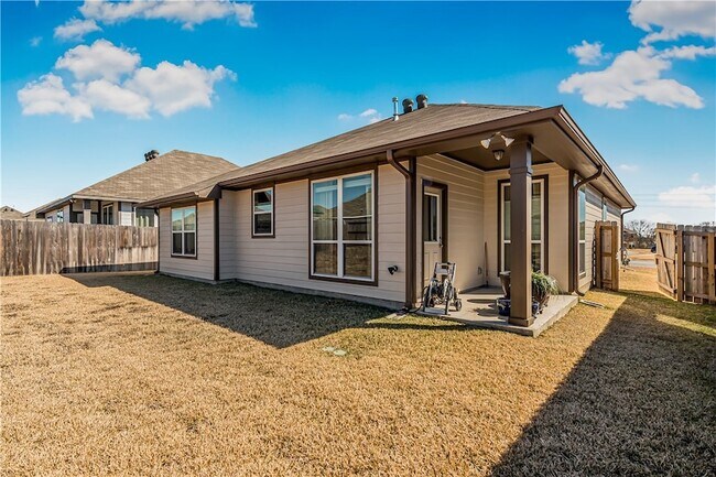 Building Photo - 411 Ft Dix Ln