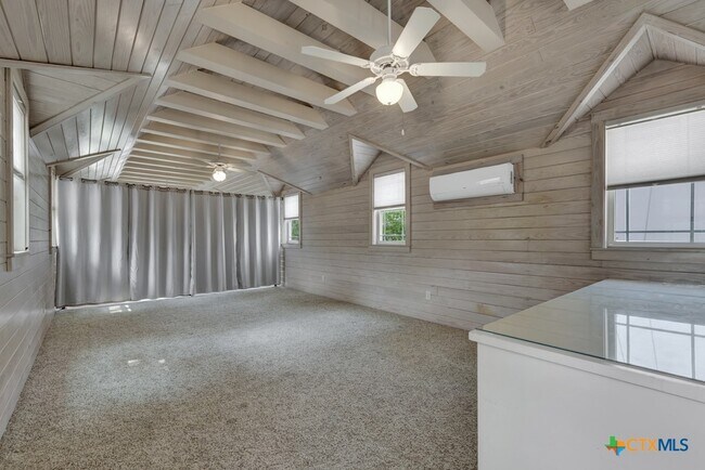 Building Photo - 1091 Mulberry Ave