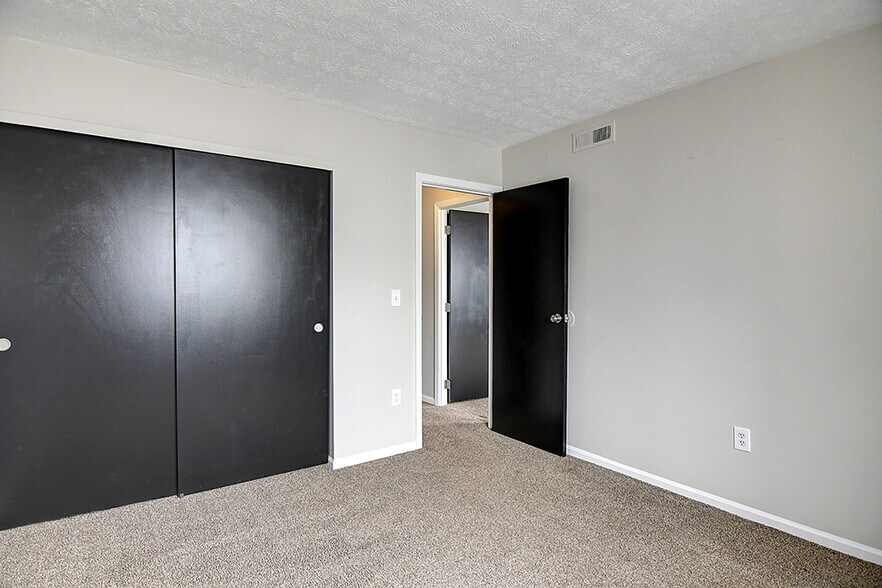 Building Photo - 403 Coventry Pl