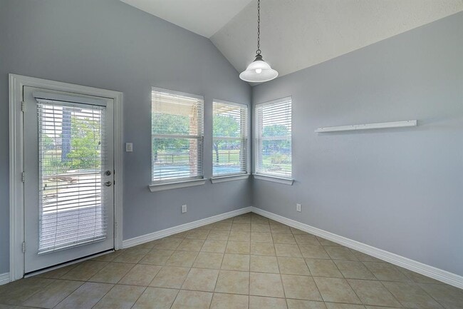 Building Photo - 3110 Leaf Vines Ln