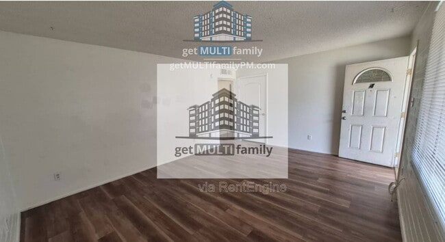 Building Photo - 8407 E Coronado Rd