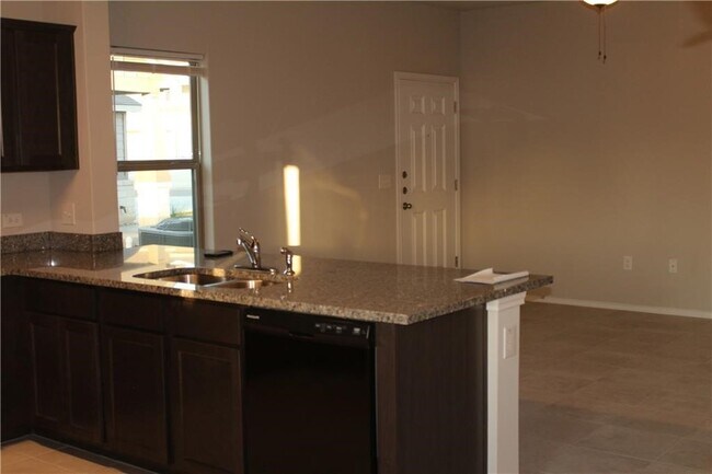 Building Photo - 1220 Garland Rd