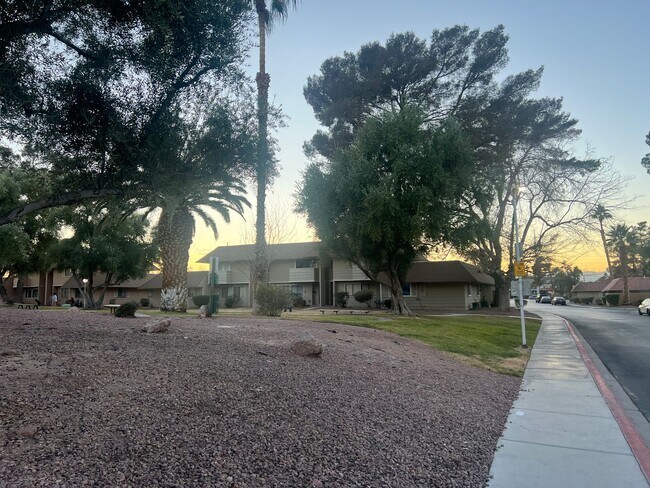 Building Photo - Ready for Move In