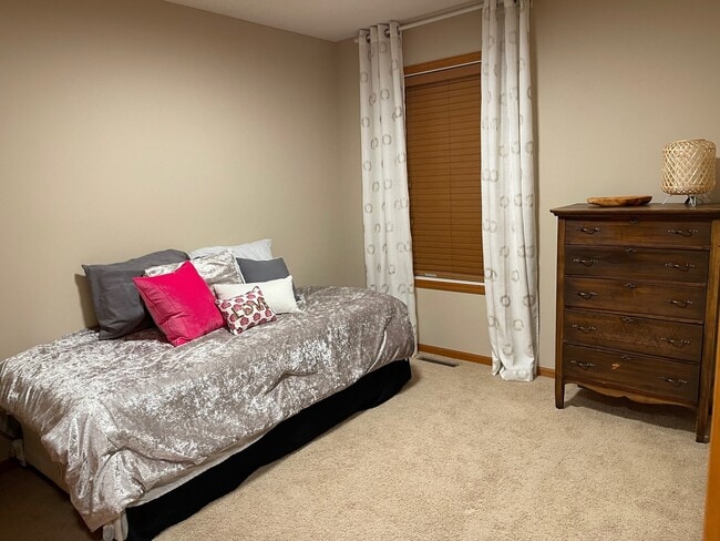 Building Photo - 15599 Early Bird Cir