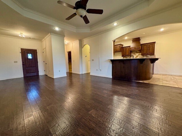 Building Photo - 209 Pebble Beach Dr