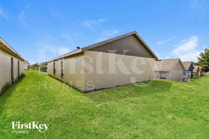 Building Photo - 7535 Groveoak Dr