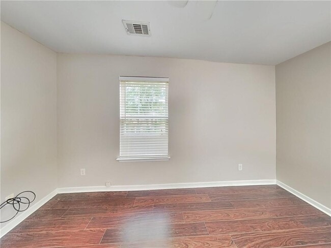 Building Photo - 264 Grandview Cir