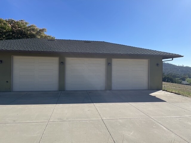 Building Photo - 5840 Rocky Canyon Rd