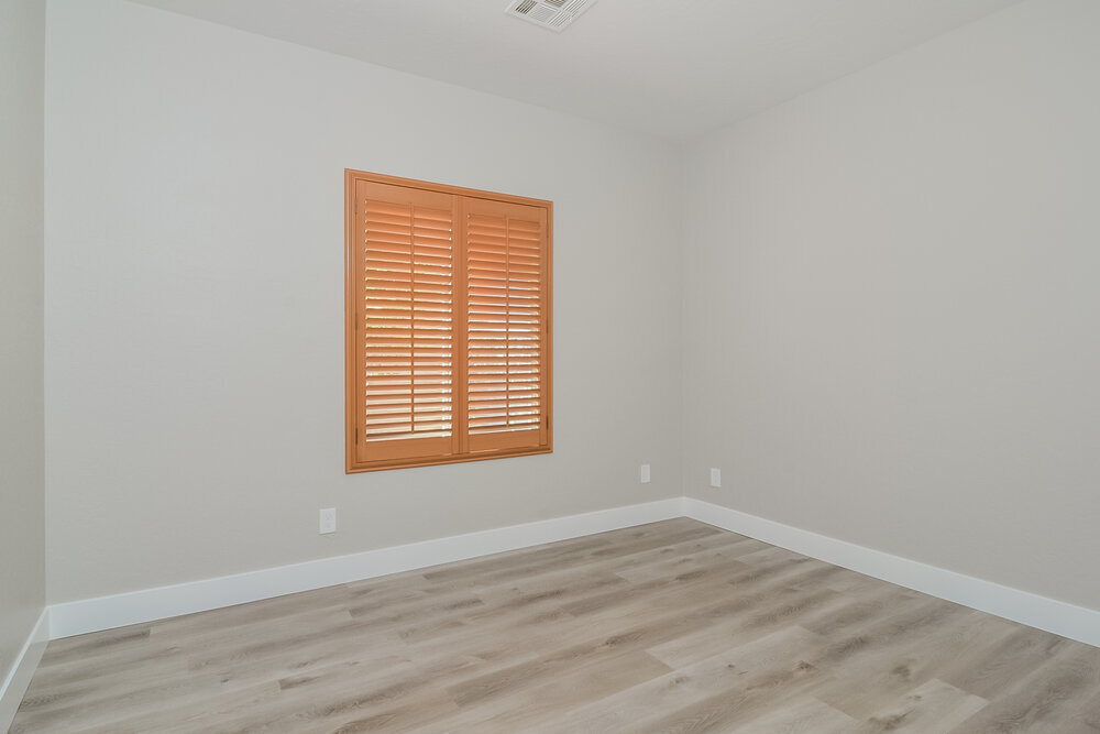 Building Photo - 255 Crusades Ave