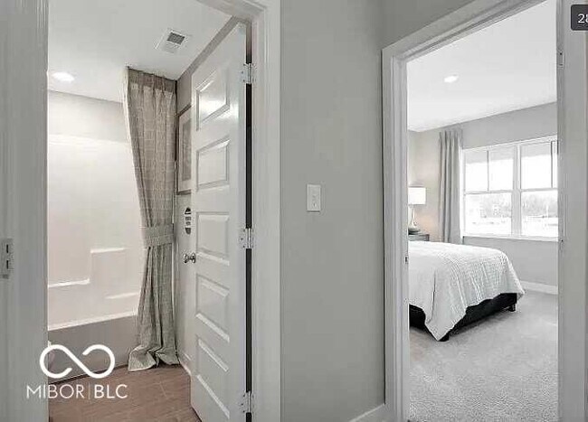 Building Photo - 11387 Plough St