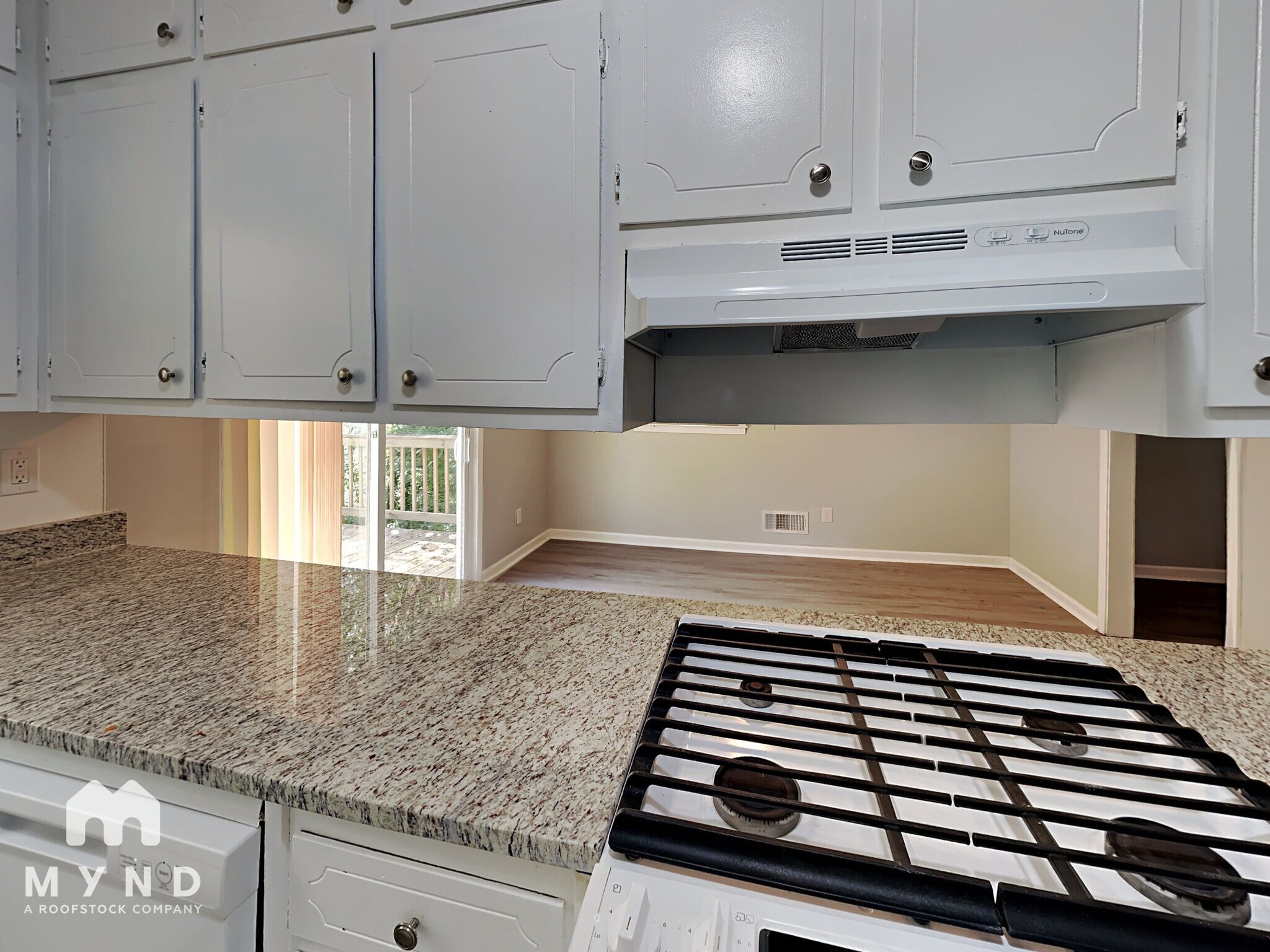 Building Photo - 1836 Hillsway SW