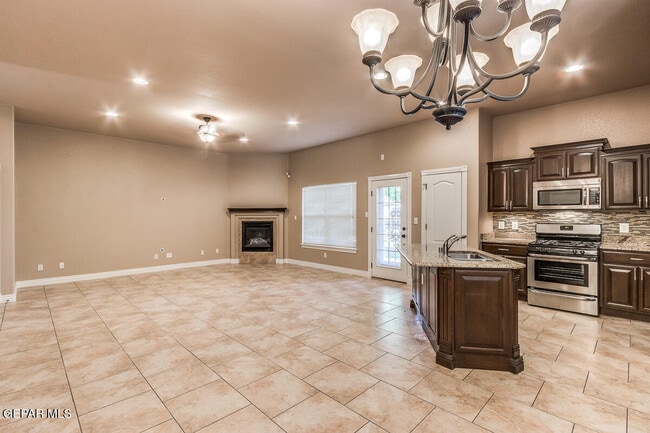 Building Photo - 3654 Almond Beach Dr