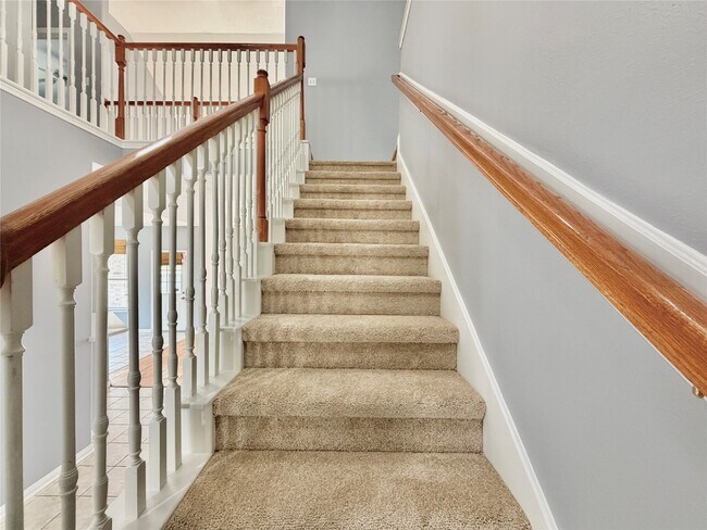 Building Photo - 24327 Lanning Dr