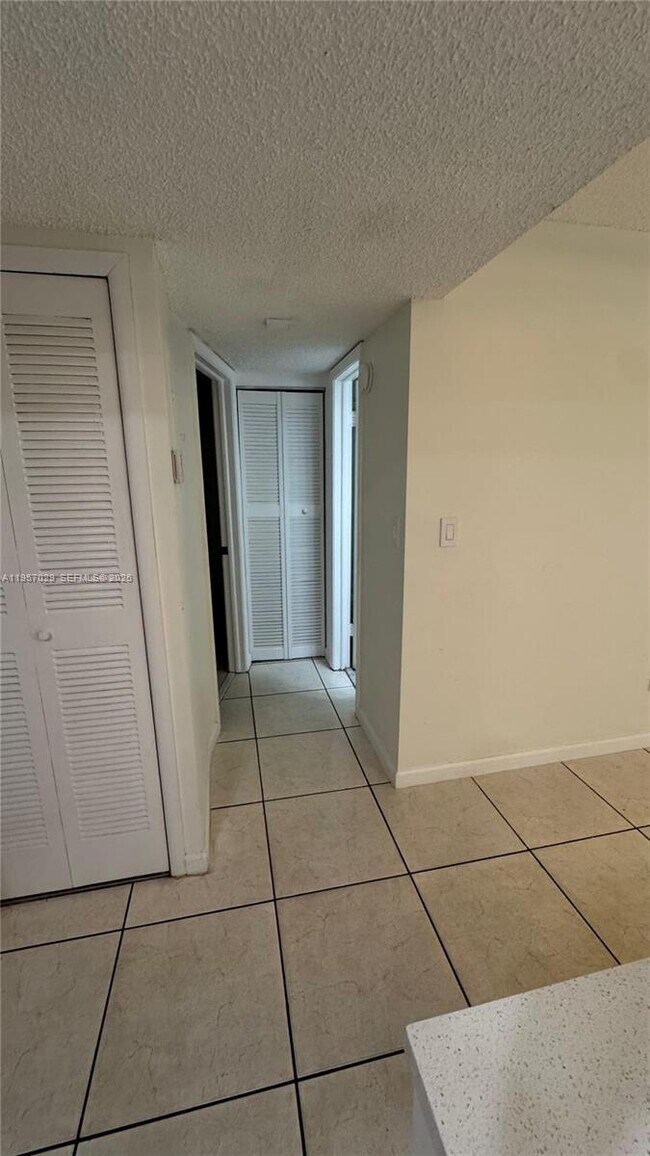 Building Photo - 4111 Stirling Rd