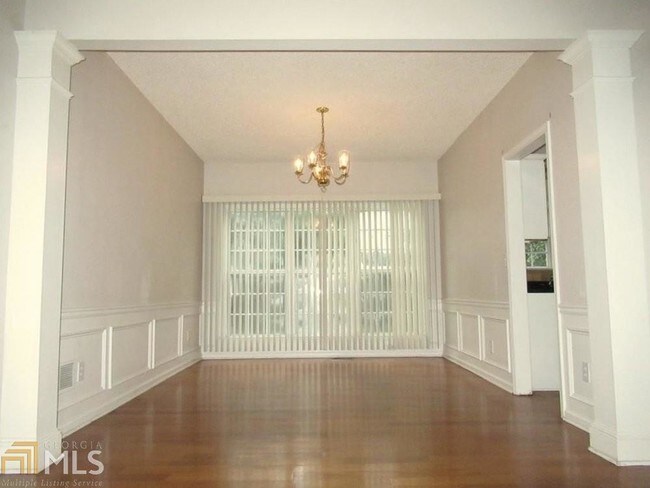 Building Photo - 3870 Ruby Falls Dr