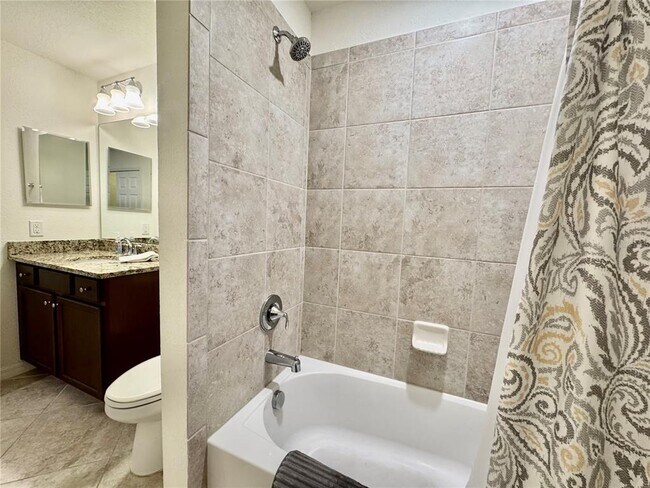 Building Photo - 16706 Vardon Ter