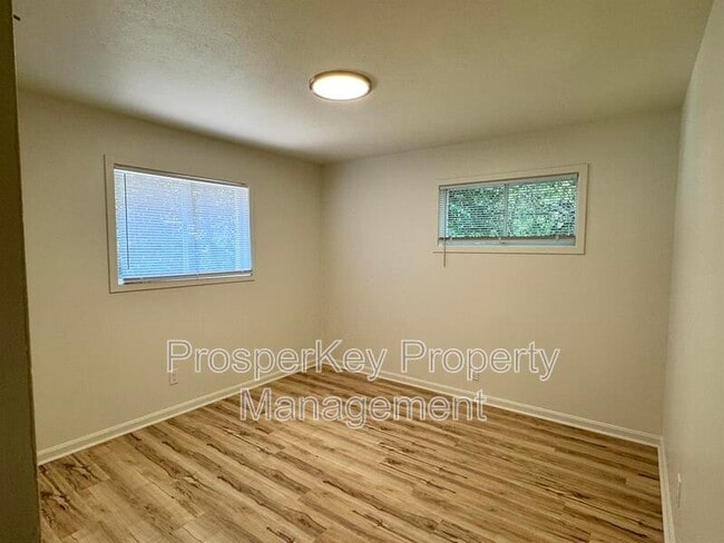 Building Photo - 5217 Dana Dr